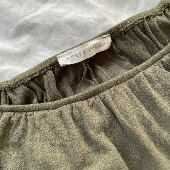 Honey Punch | Off the Shoulder Ruffle Top - Picture 2 of 3